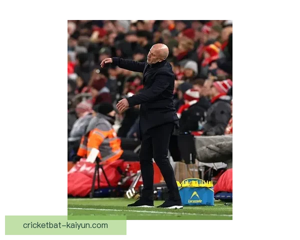 若昂·坎塞洛状态回暖，曼城边卫在近期比赛中表现稳健